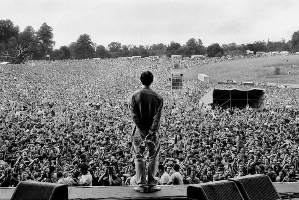 Oasis by Jill Furmanovsky