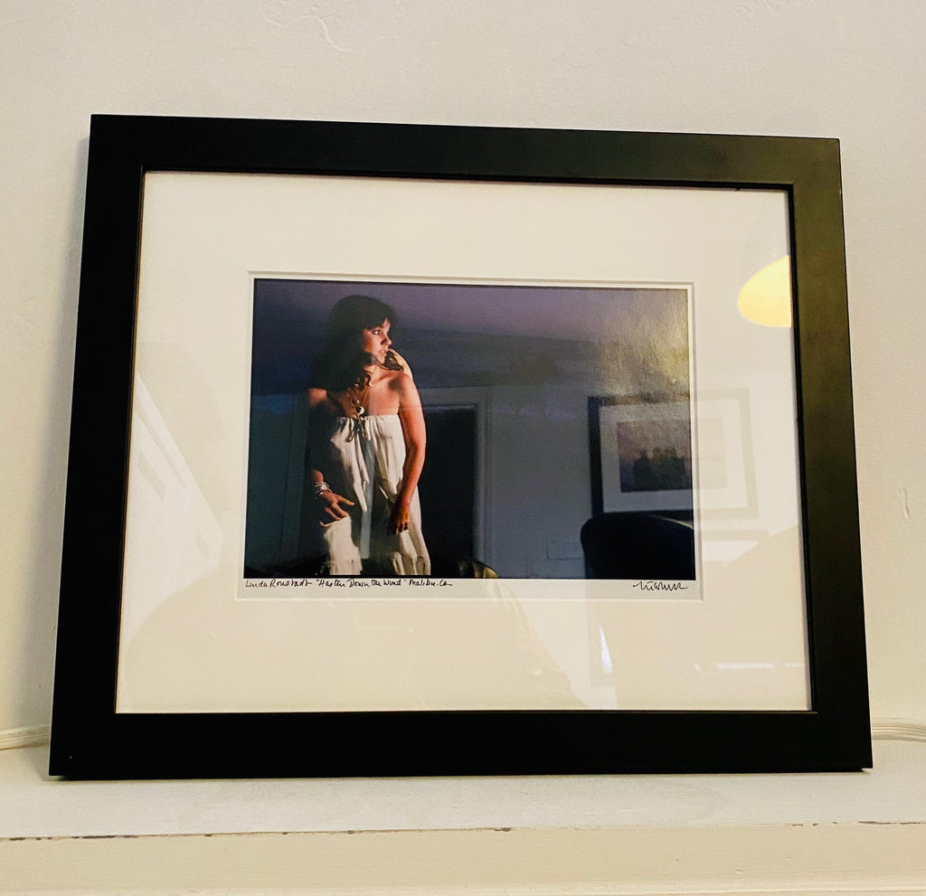 Linda Ronstadt - Framed 8x10 Image
