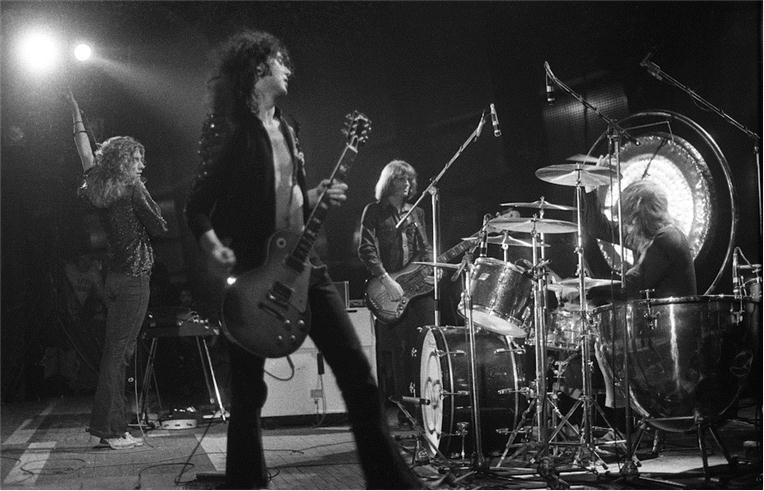 Led Zeppelin - (LZ008BW)