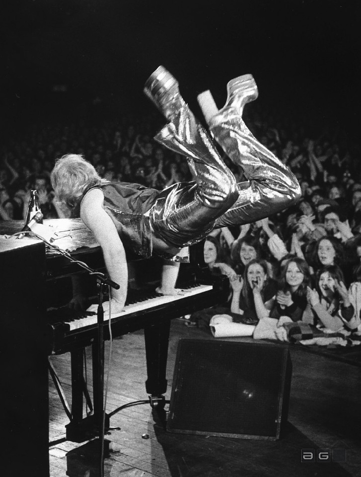 Elton John by Barrie Wentzell