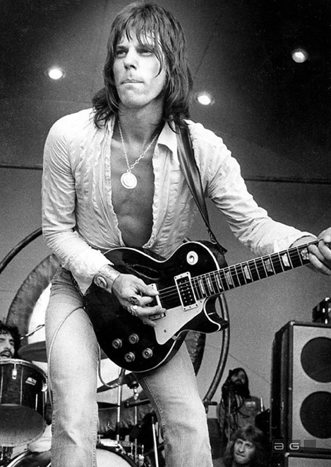 Jeff Beck by Barrie Wentzell